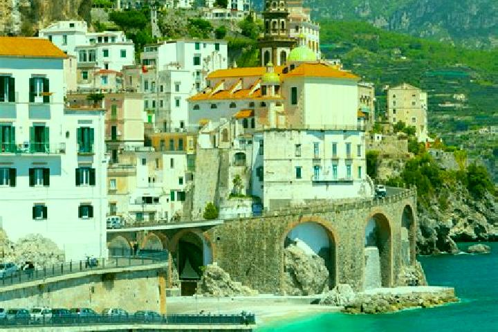 Nova, 30 — Escort in Castegnero, Italy