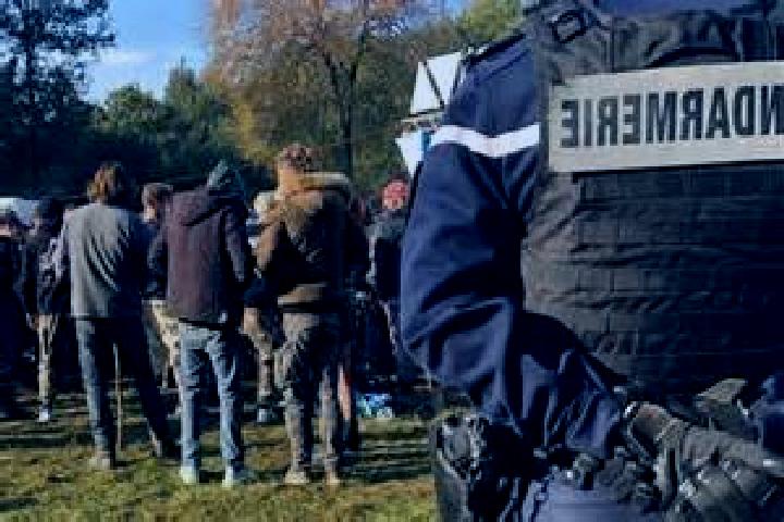 Nova, 30 — Escort in Lens-Lestang, France