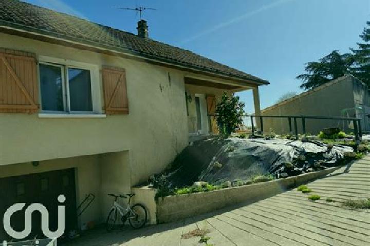 Nova, 30 — Escort in Ruelle-sur-Touvre, France