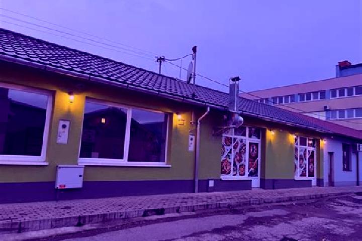 Nova, 30 — Escort in Zeliezovce, Slovakia
