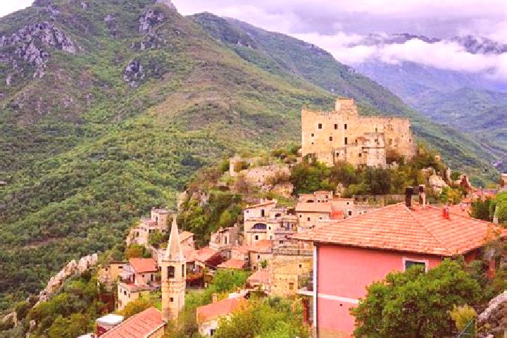 Nova, 31, a auburn dark-eyed indian companion based in Castelvecchio di Rocca Barbena. Offering Roleplay, GFE, OWO. Available for incall and outcall, day and...