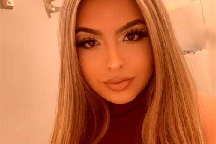 Nova, 31, a blonde amber-eyed latina companion based in Havekost. Offering A-Level, Erotic Massage, OWO. Available for incall and outcall, day and evening da...