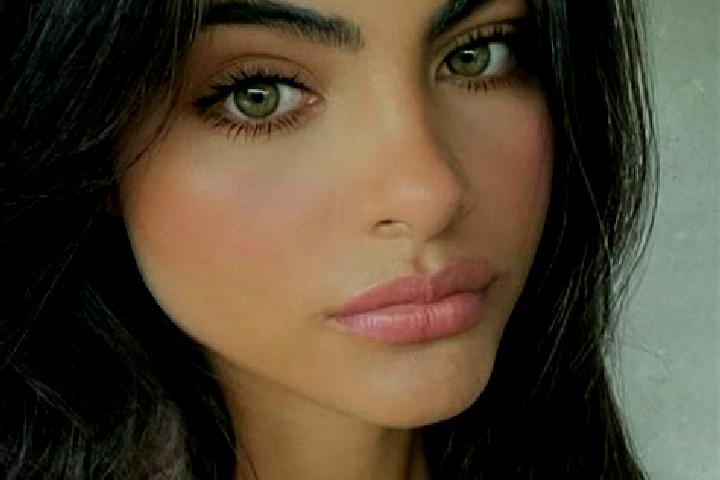 Nova, 31, a brunette dark-eyed indian companion based in Vischongo. Offering Domination, OWO, Couples, Tantra. Available for incall and outcall, overnight bo...