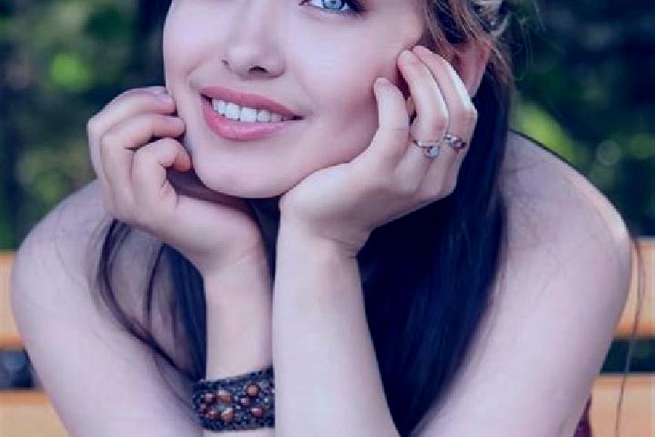 Nova, 31, a red blue-eyed asian companion based in Narayanganj. Offering Massage, 69, Overnight. Available for incall and outcall, overnight bookings available.