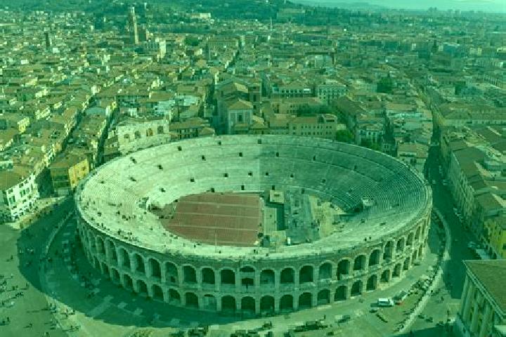 Nova, 31 — Escort in Arena, Italy