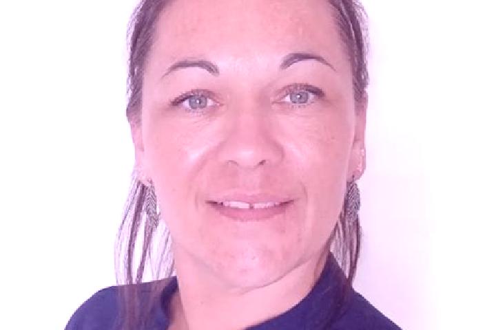 Nova, 31 — Escort in Beaumetz-les-Loges, France