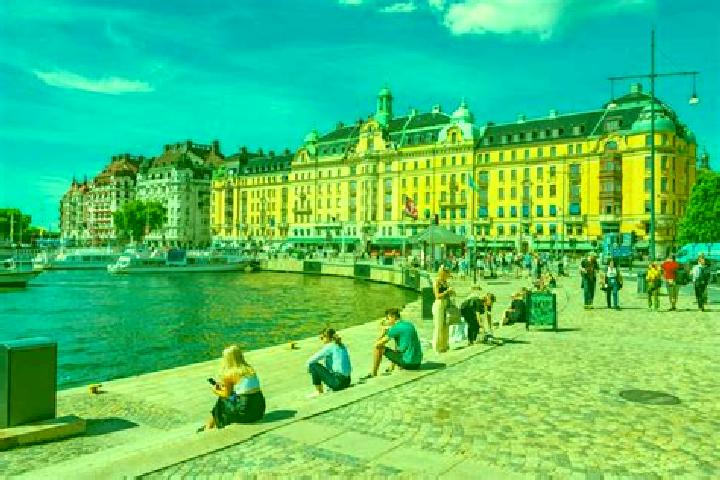 Nova, 31 — Escort in Bjoerbo, Sweden