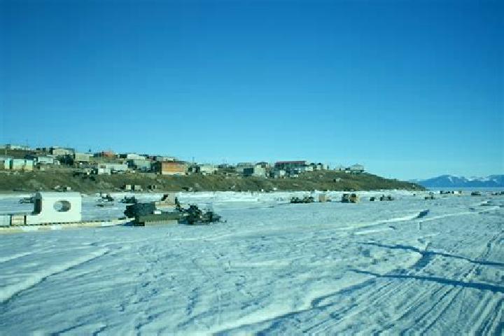 Nova, 31 — Escort in Pond Inlet, Canada