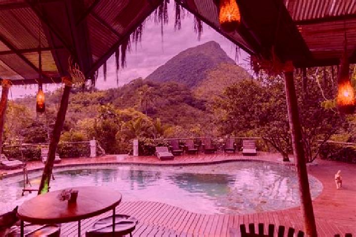 Nova, 31 — Escort in Vigia del Fuerte, Colombia