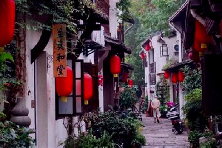 Nova, 31 — Escort in Xiaohe, China