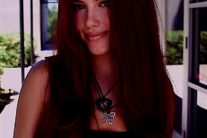 Nova, 32, a auburn dark-eyed european companion based in Montenaken. Offering Dinner Date, Tantra, Girlfriend Experience. Available for incall and outcall, d...