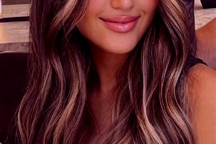 Nova, 32, a dark blonde brown-eyed indian companion based in Ras el Aioun. Offering Striptease, Party Girl, Erotic Massage, Couples. Available for incall and...