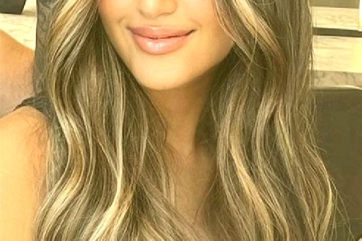 Nova, 32, a dark blonde brown-eyed middle eastern companion based in Great Shefford. Offering Party Girl, Girlfriend Experience, BDSM, Massage. Available for...