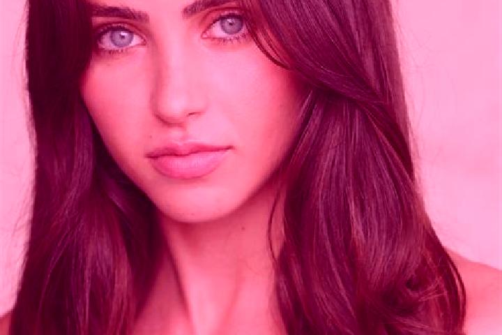Nova, 33, a red brown-eyed latina companion based in Bad Traunstein. Offering Striptease, Dinner Date, Domination, OWO. Available for incall and outcall, day...