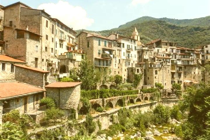 Nova, 33 — Escort in Le Fossat, France