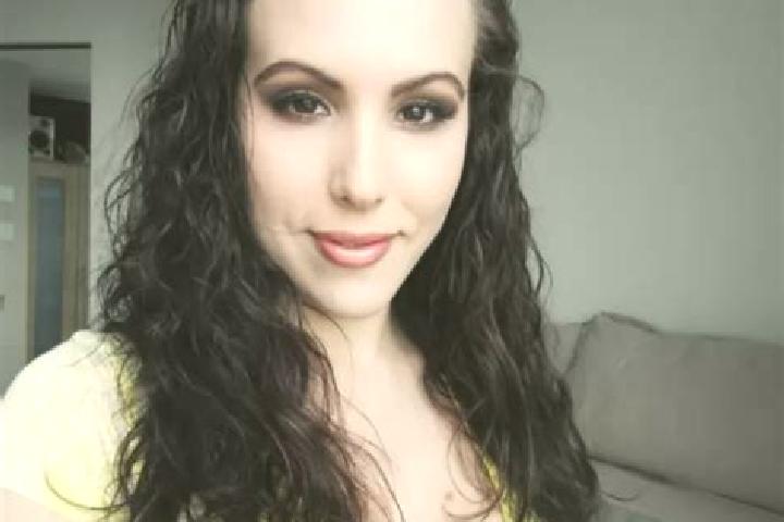 Nova, 34, a auburn amber-eyed caribbean companion based in Villenauxe-la-Grande. Offering Massage, OWO, Girlfriend Experience, 69. Available for incall and o...