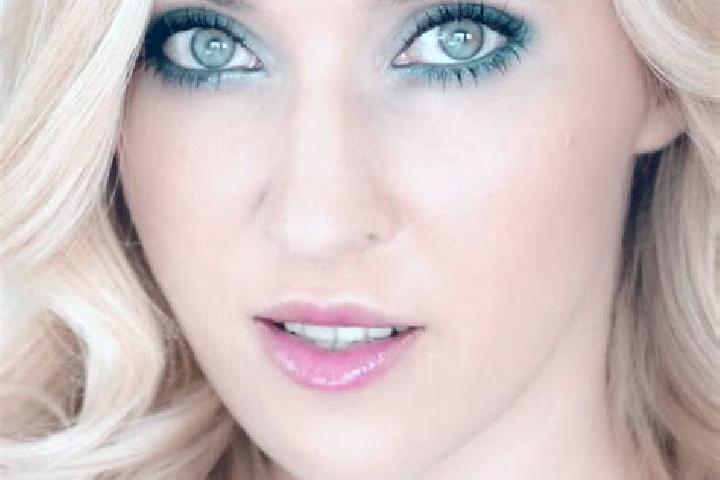 Nova, 34, a blonde green-eyed caribbean companion based in OErencay. Offering A-Level, Roleplay, Striptease. Available for incall and outcall, overnight book...