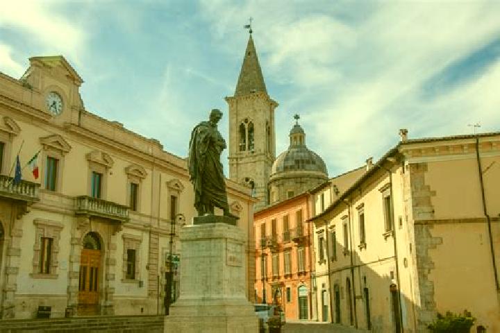 Nova, 34 — Escort in Anversa degli Abruzzi, Italy