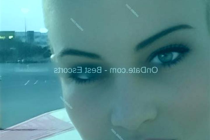 Nova, 34 — Escort in Carnegie, United States