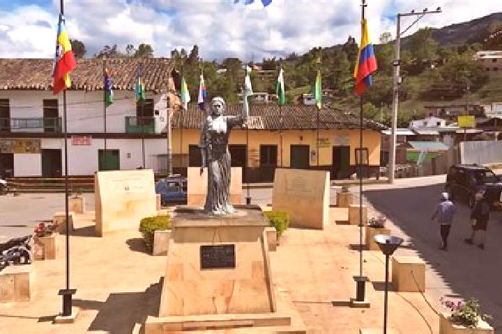 Nova, 34 — Escort in Macheta, Colombia