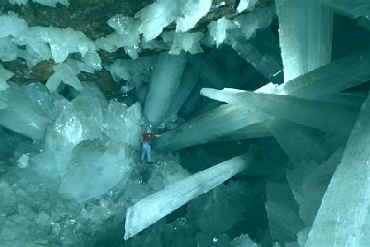 Nova, 34 — Escort in The Caves, Australia