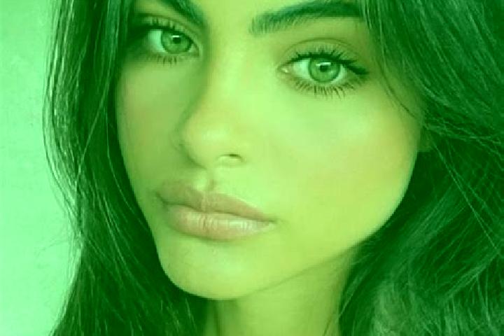 Nova, 35, a brunette green-eyed indian companion based in Chaveyriat. Offering Duos, Tantra, Prostate Massage. Available for incall and outcall, day and even...