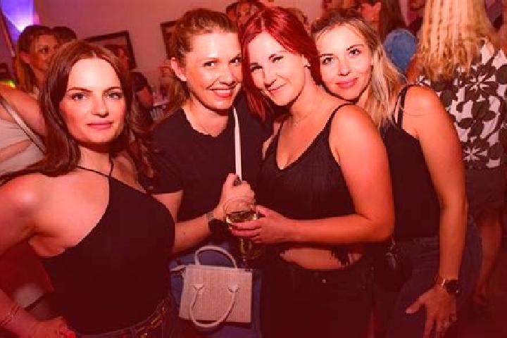 Nova, 35, a dark blonde amber-eyed mixed companion based in Neuhofen an der Ybbs. Offering Deep French Kissing, Striptease, Dinner Date. Available for incall...