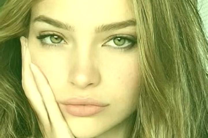 Nova, 35, a dark blonde hazel-eyed european companion based in Valfloriana. Offering Dinner Date, Duos, OWO. Available for incall and outcall, day and evenin...