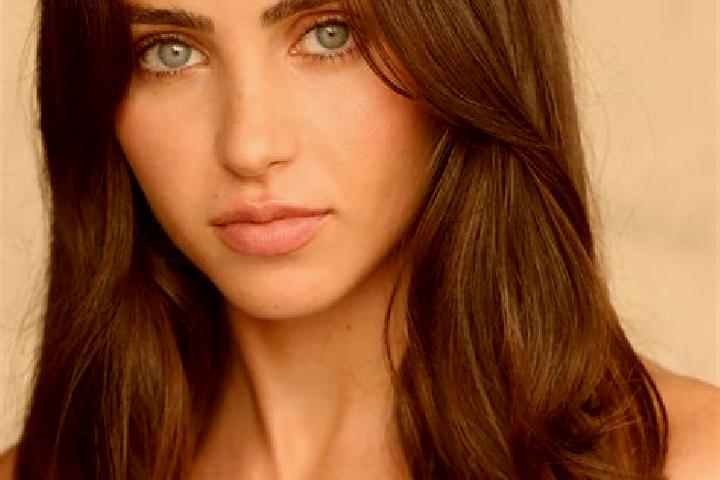 Nova, 35, a red hazel-eyed latina companion based in Sao Joao da Fronteira. Offering Dinner Date, Roleplay, GFE. Available for incall and outcall, day and ev...
