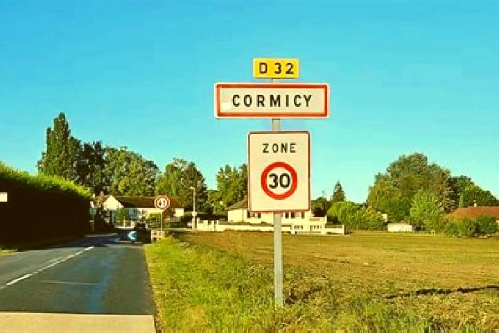Nova, 35 — Escort in Cormicy, France