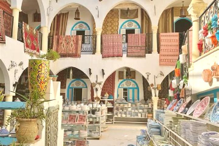Nova, 35 — Escort in Houmt Souk, Tunisia