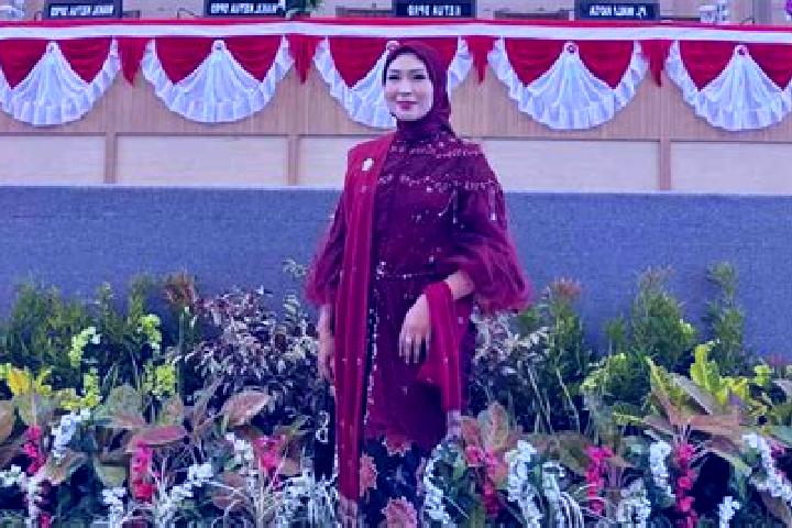 Nova, 35 — Escort in Kendari, Indonesia
