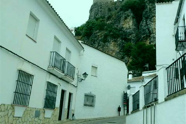 Nova, 35 — Escort in La Roca de la Sierra, Spain
