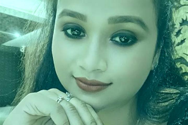 Nova, 35 — Escort in Sahapur, India
