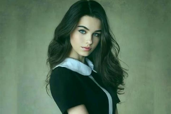 Nova, 36, a brunette dark-eyed slavic companion based in Vadlapudi. Offering BDSM, Striptease, Roleplay. Available for incall and outcall, overnight bookings...