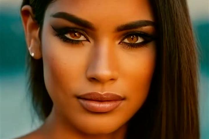 Nova, 36, a red grey-eyed latina companion based in Southington. Offering A-Level, Tantra, Roleplay, Striptease. Available for incall and outcall, day and ev...