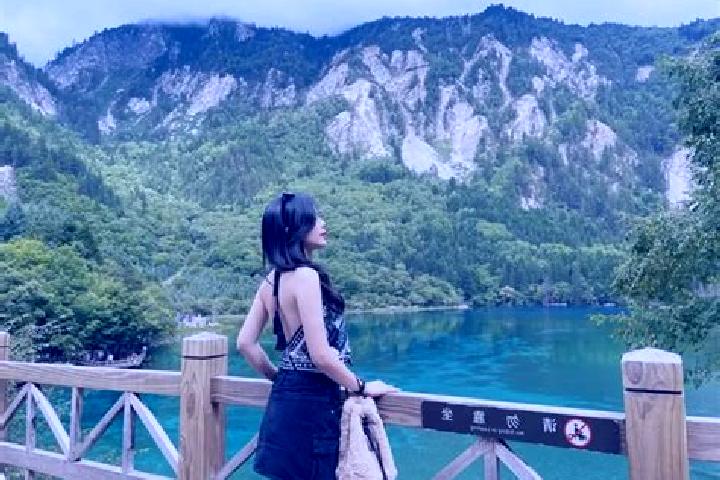 Nova, 36 — Escort in Chadianzi, China