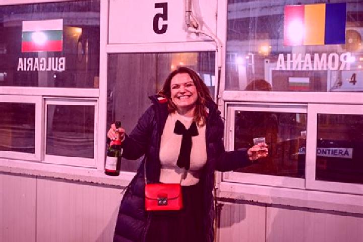 Nova, 36 — Escort in Lupac, Romania