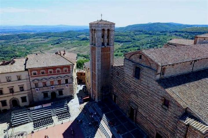 Nova, 36 — Escort in Montepulciano, Italy