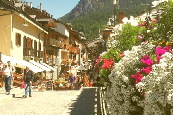 Nova, 36 — Escort in Sauze di Cesana, Italy