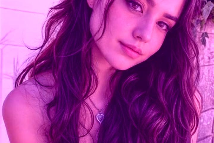 Nova, 37, a auburn hazel-eyed middle eastern companion based in Yesilvadi. Offering Deep French Kissing, OWO, Prostate Massage. Available for incall and outc...