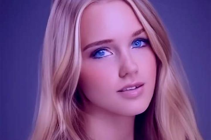 Nova, 37, a blonde amber-eyed mediterranean companion based in Tinqueux. Offering Travel Companion, Party Girl. Available for incall and outcall, overnight b...