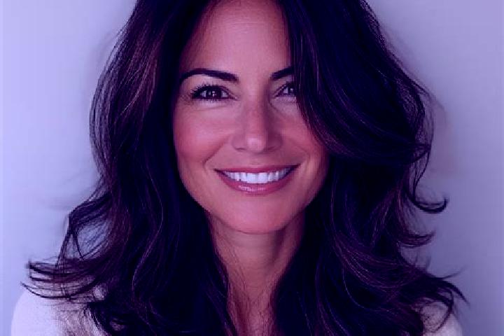 Nova, 37, a brunette brown-eyed caribbean companion based in Huraydah. Offering A-Level, Travel Companion, Prostate Massage, Fetish. Available for incall and...