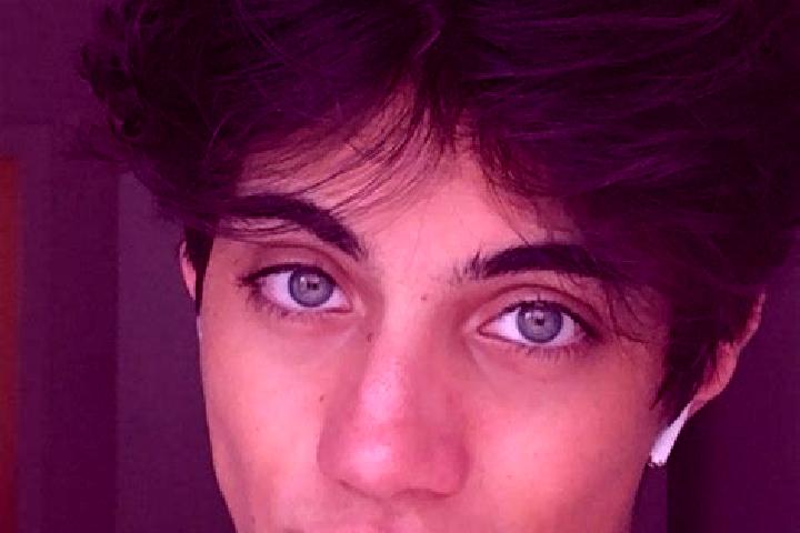 Nova, 37, a chestnut grey-eyed caucasian companion based in Xirikxiy. Offering OWO, Roleplay, Dinner Date, Prostate Massage, BDSM. Available for incall and o...