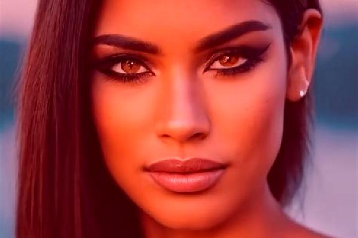 Nova, 37, a red dark-eyed latina companion based in Cerreto d Esi. Offering GFE, OWO. Available for incall and outcall, day and evening dates.