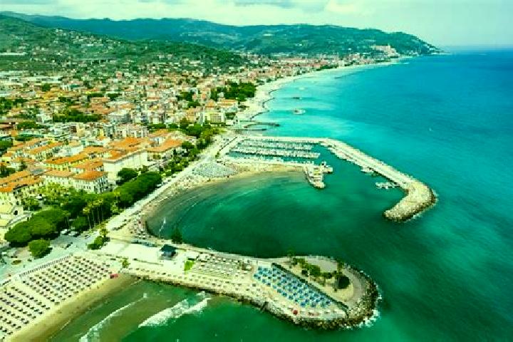 Nova, 37 — Escort in Diano Marina, Italy