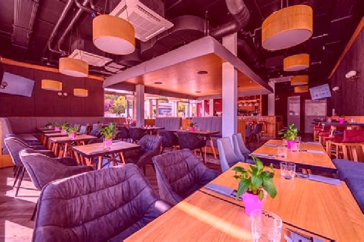 Nova, 37 — Escort in Junglinster, Luxembourg