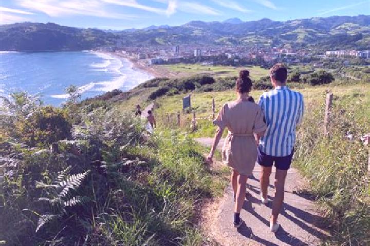 Nova, 37 — Escort in Zarautz, Spain