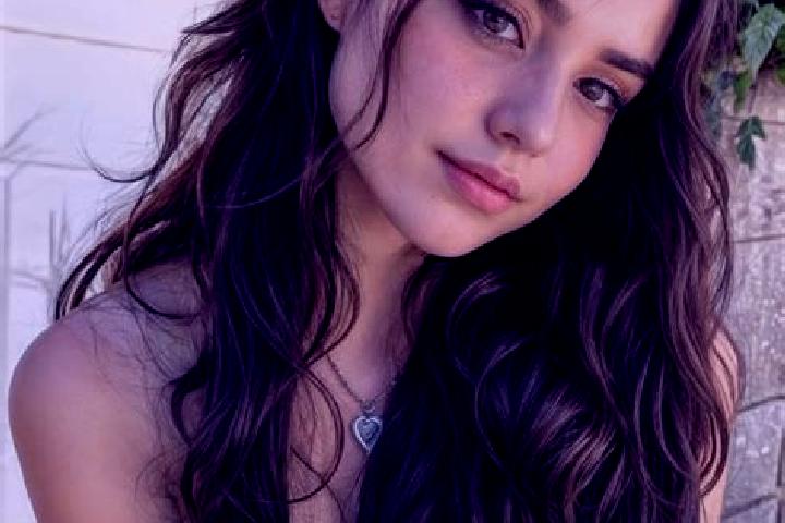 Nova, 38, a brunette hazel-eyed middle eastern companion based in Crookwell. Offering OWO, BDSM, Overnight. Available for incall and outcall, overnight booki...