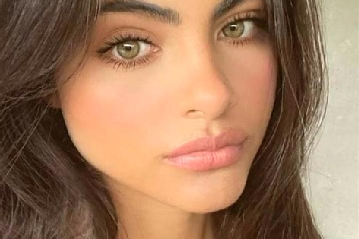 Nova, 38, a red dark-eyed indian companion based in Blon . Offering Dinner Date, Massage, Girlfriend Experience. Available for incall and outcall, overnight ...